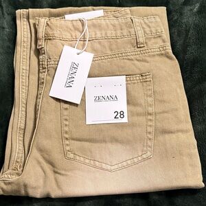 Zenana Outfitters Beige Cropped Jeans